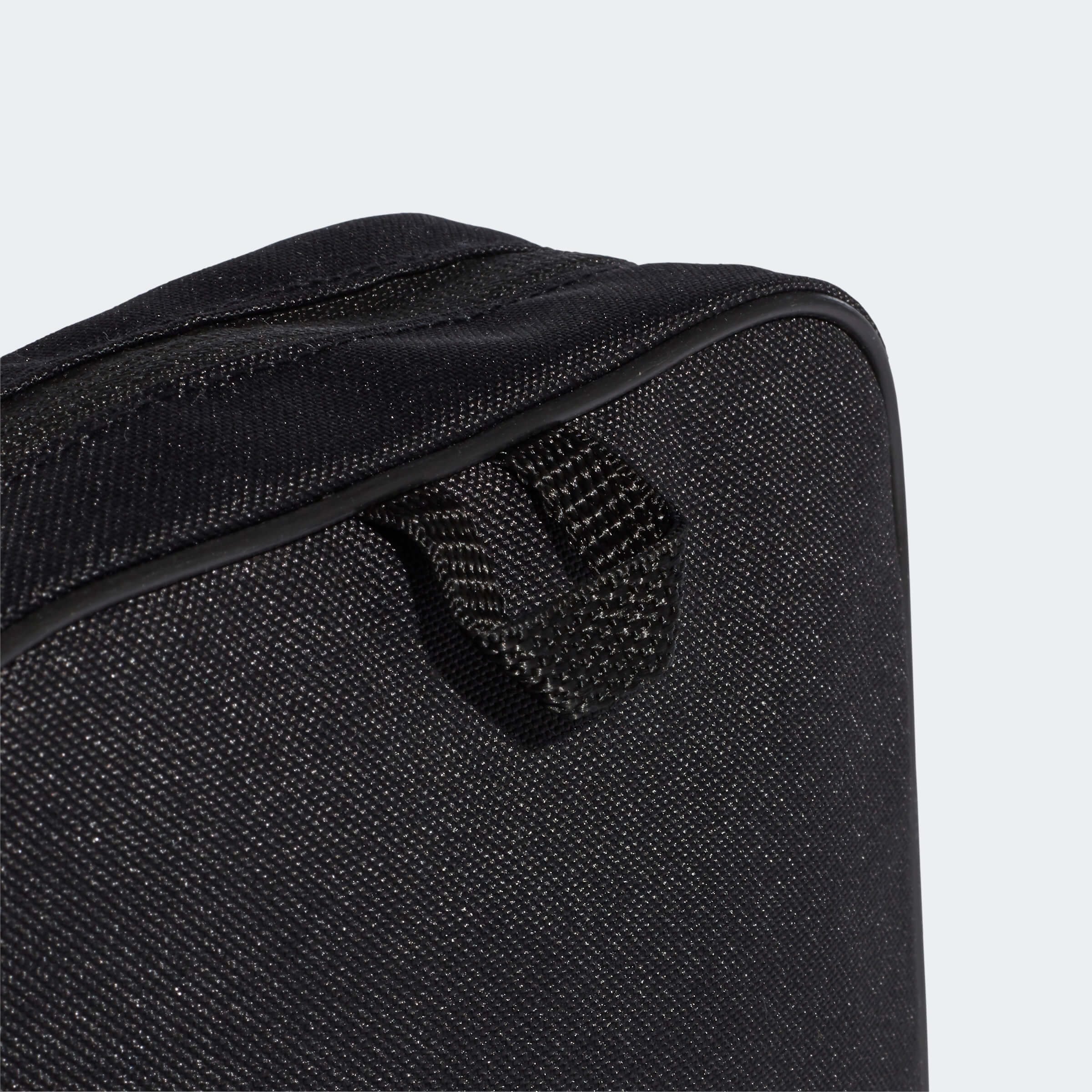 Чанта Adidas 3-STRIPES ORG детайл материя
