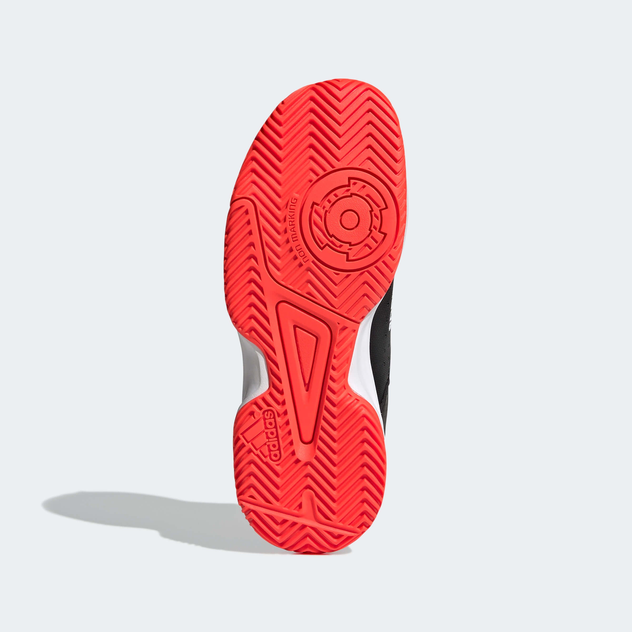 Маратонки Adidas Court Stabil снимка на подметката