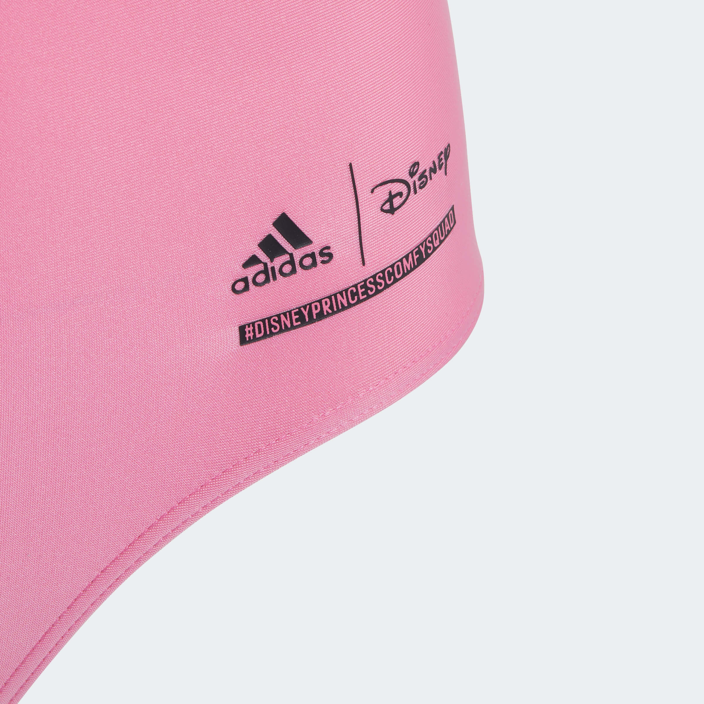 Бански Adidas YG DISNEY SUIT детайл лого