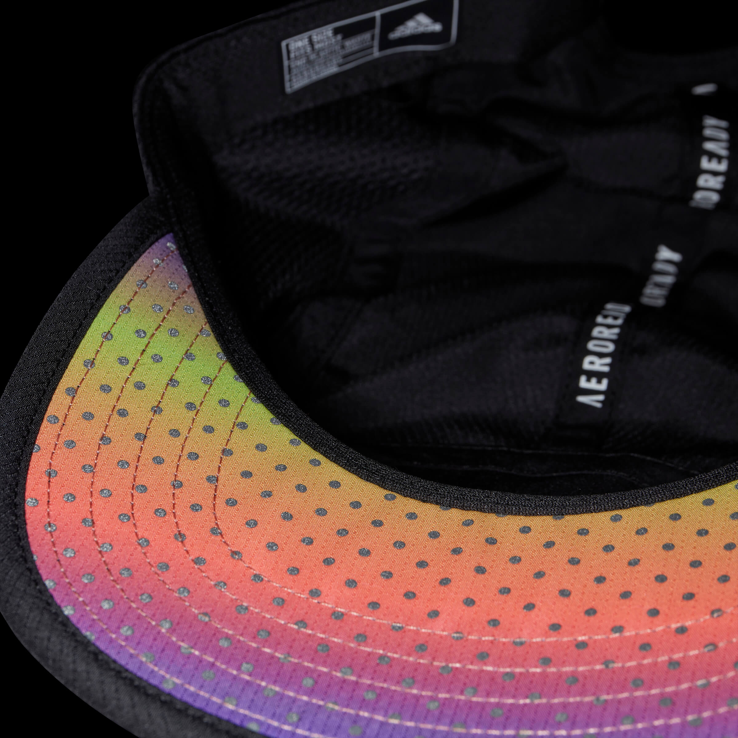 Шапка с Козирка Adidas RUN 5P REF детайл козирка