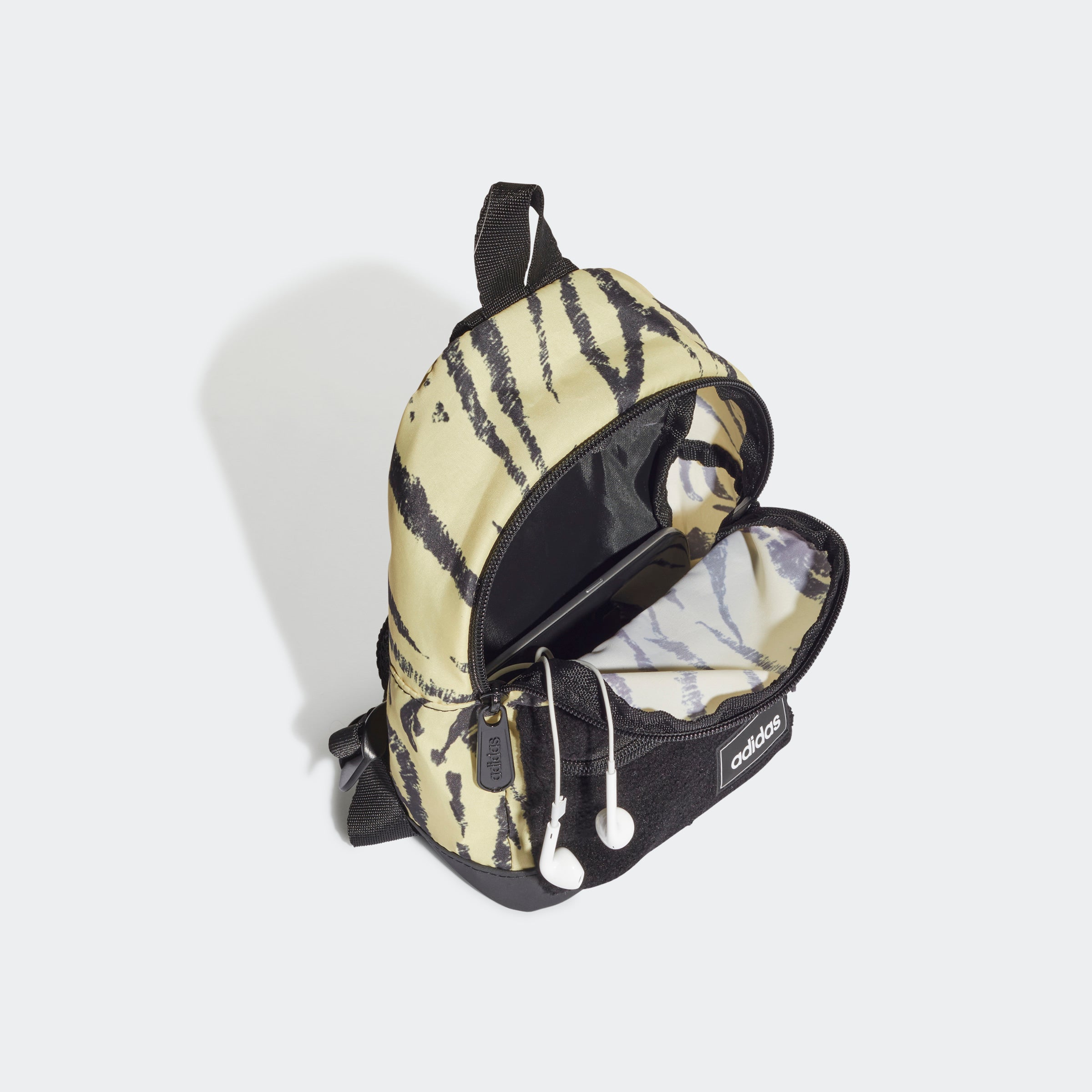 Раничка Adidas T4H Mini HH7091 отворена
