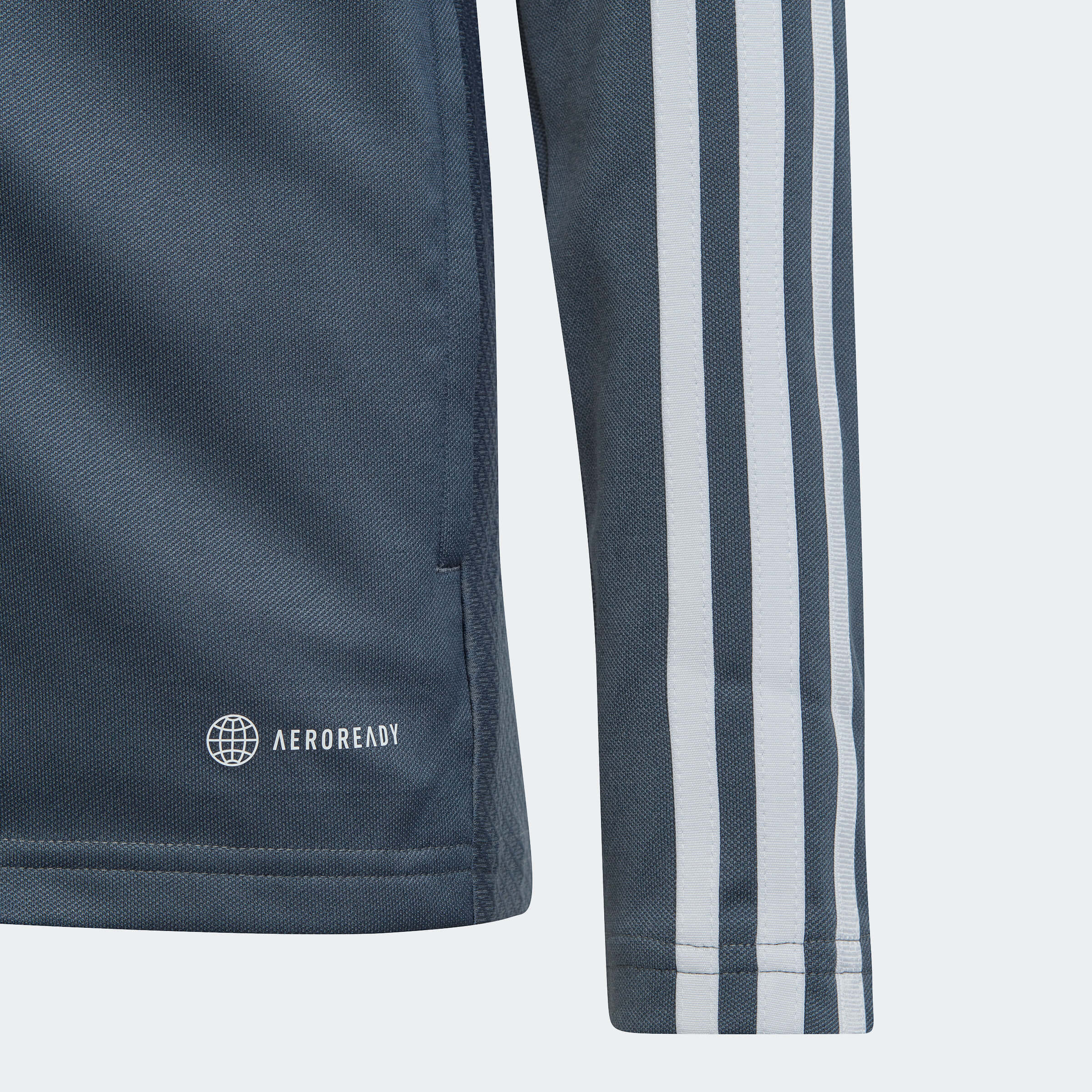 Юношеско Горнище Adidas TIRO 23L детайл ръкав
