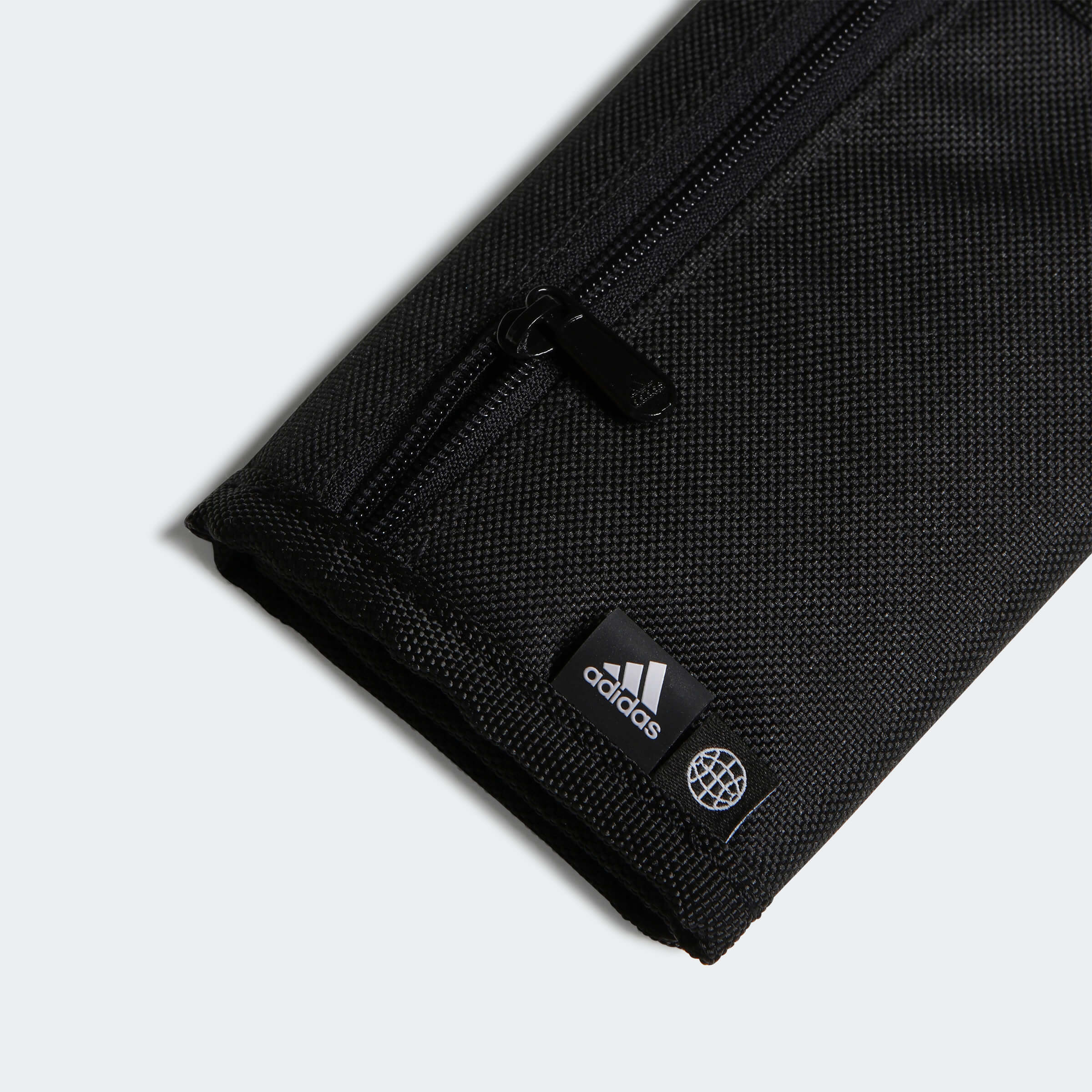 Портмоне Adidas Linear Wallet детайл джоб