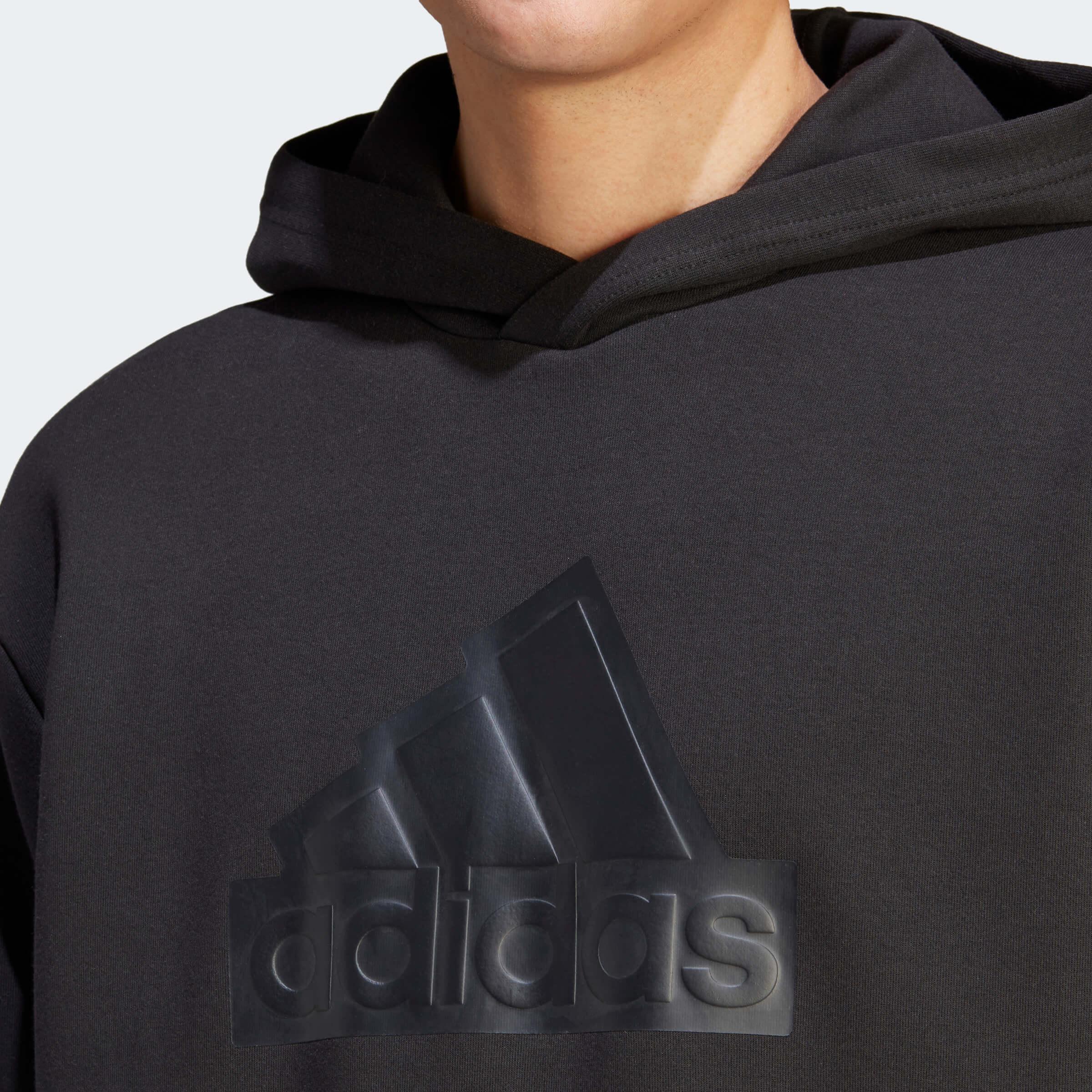 Суитшърт Adidas Future Icons Badge of Sport детайл лого