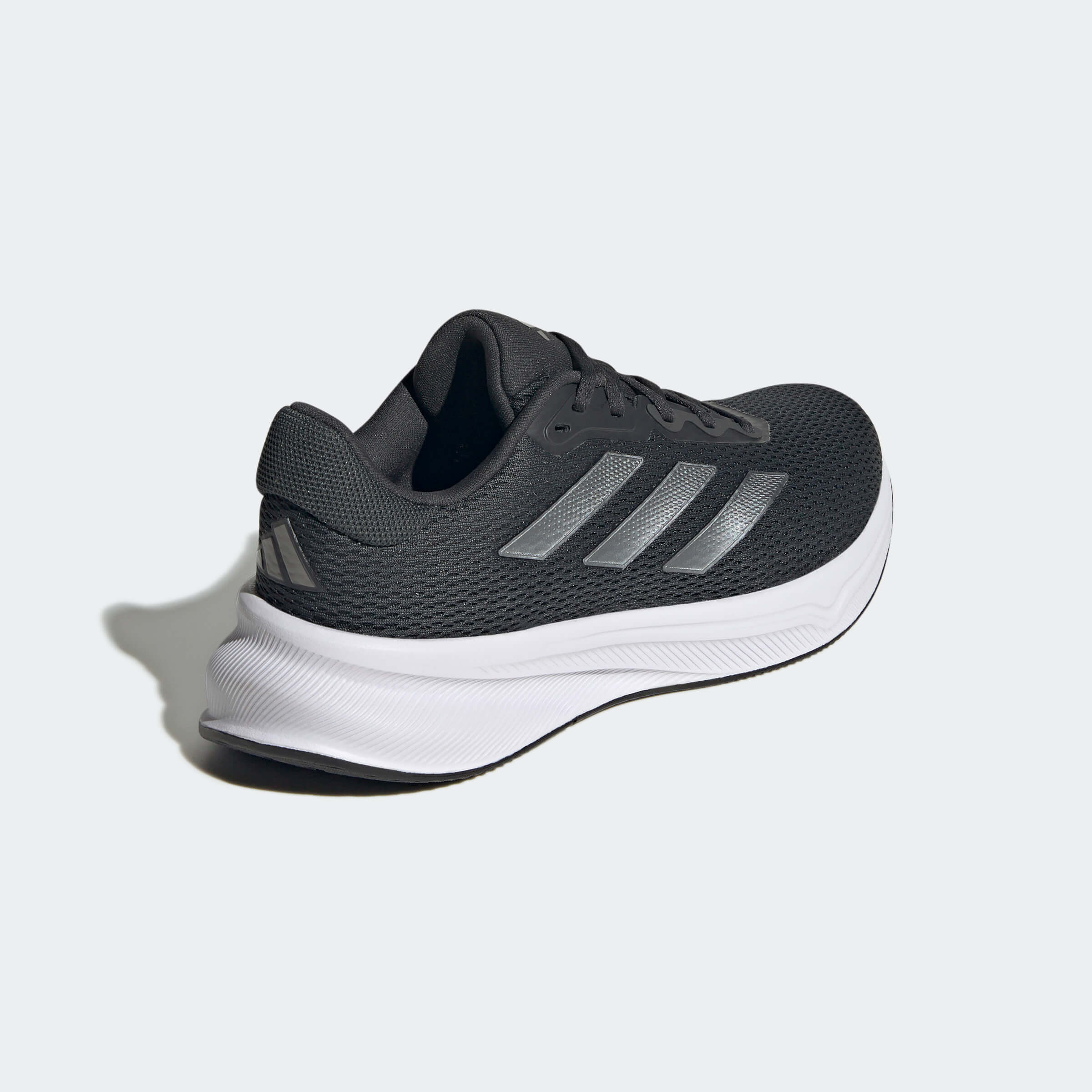 Маратонки Adidas RESPONSE W IH6066 отзад