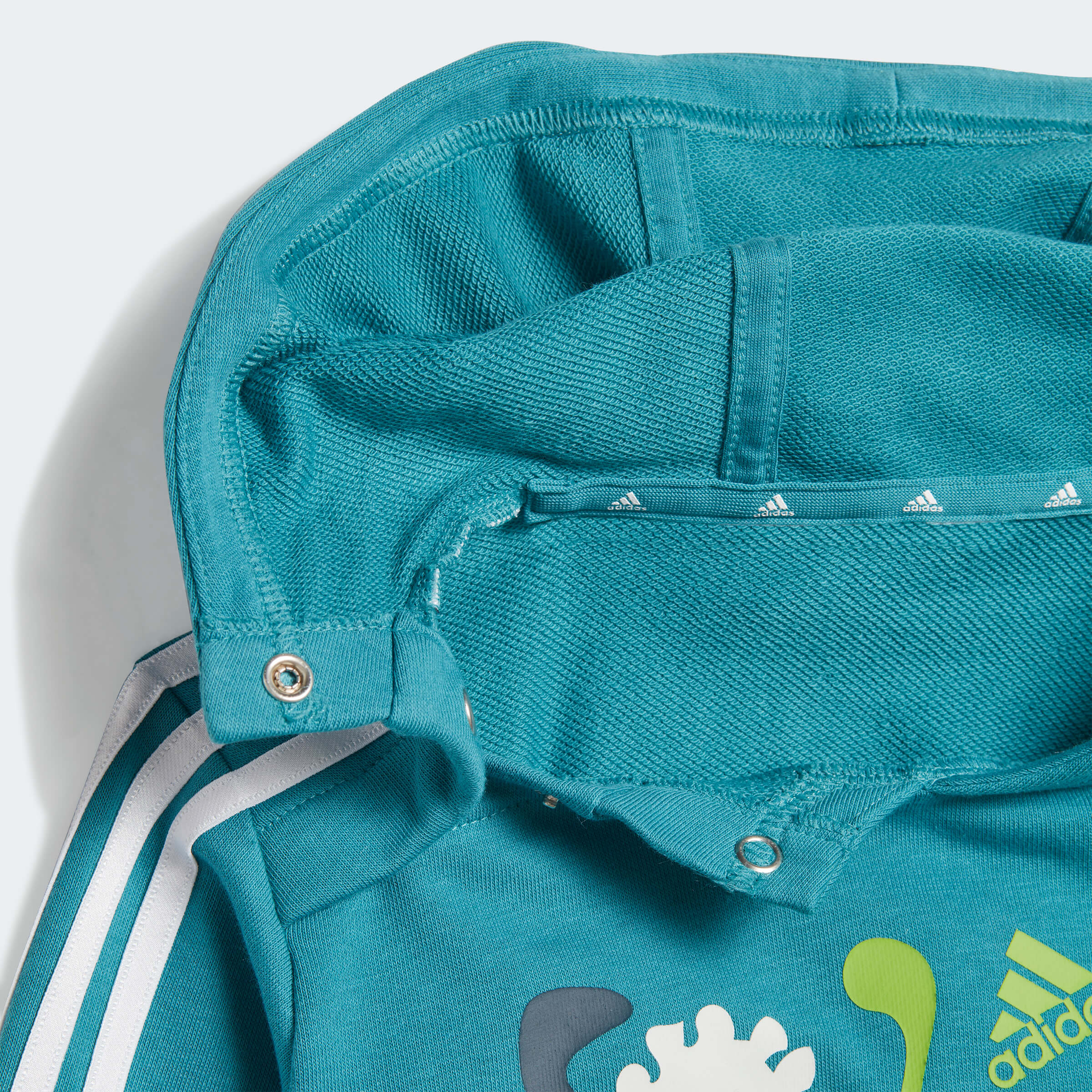 Бебешки Екип Adidas Dino Camo Allover Print детайл копчета