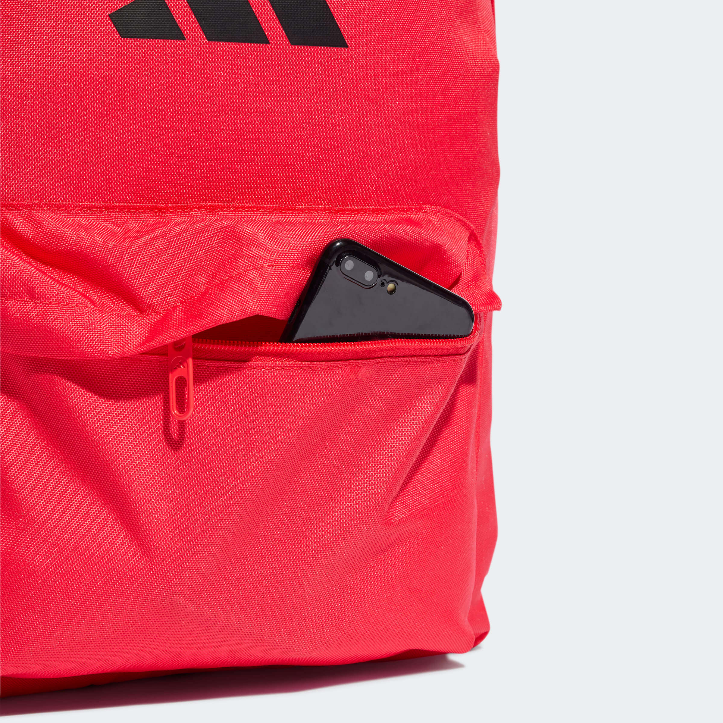 Раница Adidas CLSC BARS BP детайл преден джоб