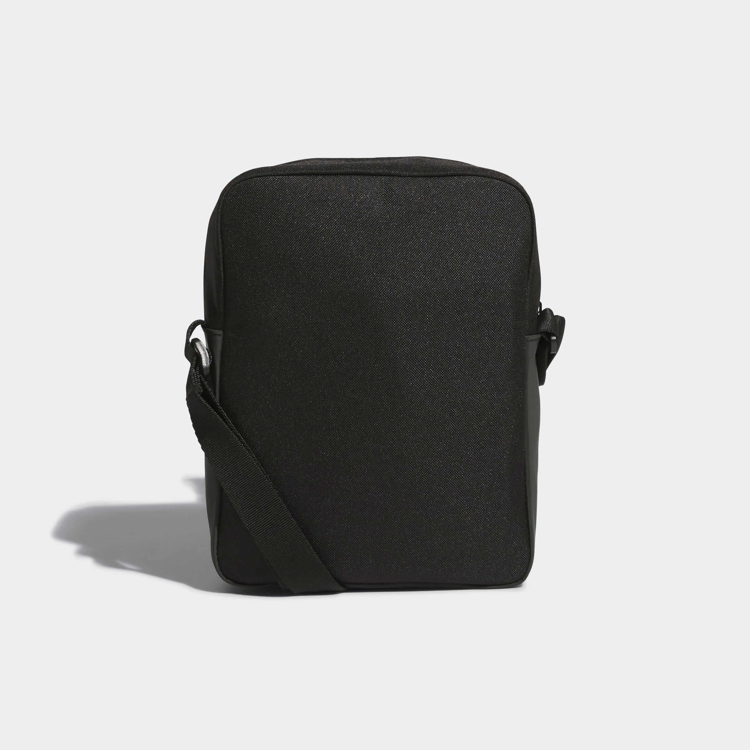Чанта Adidas ESS Organizer IT2048 отзад