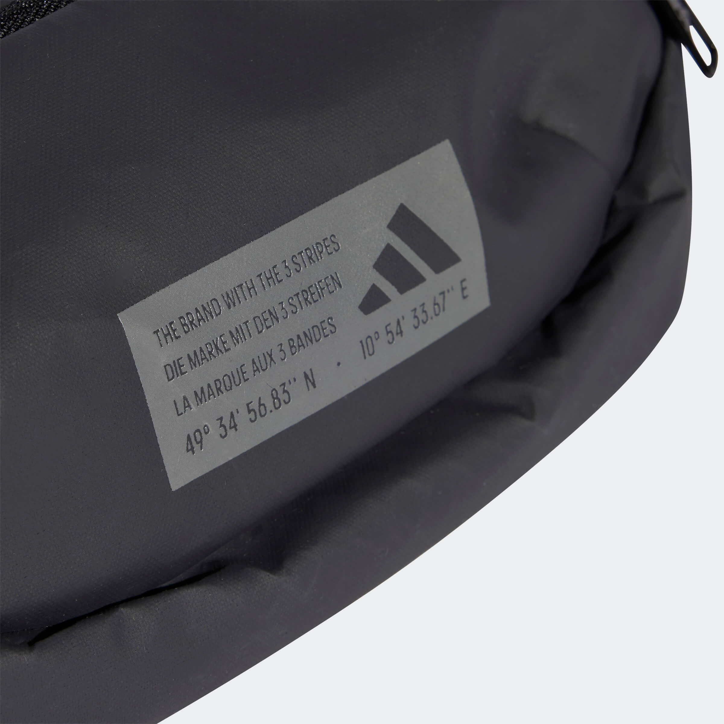 Чанта Adidas Hybrid Waist Bag IT4588 детайл лого