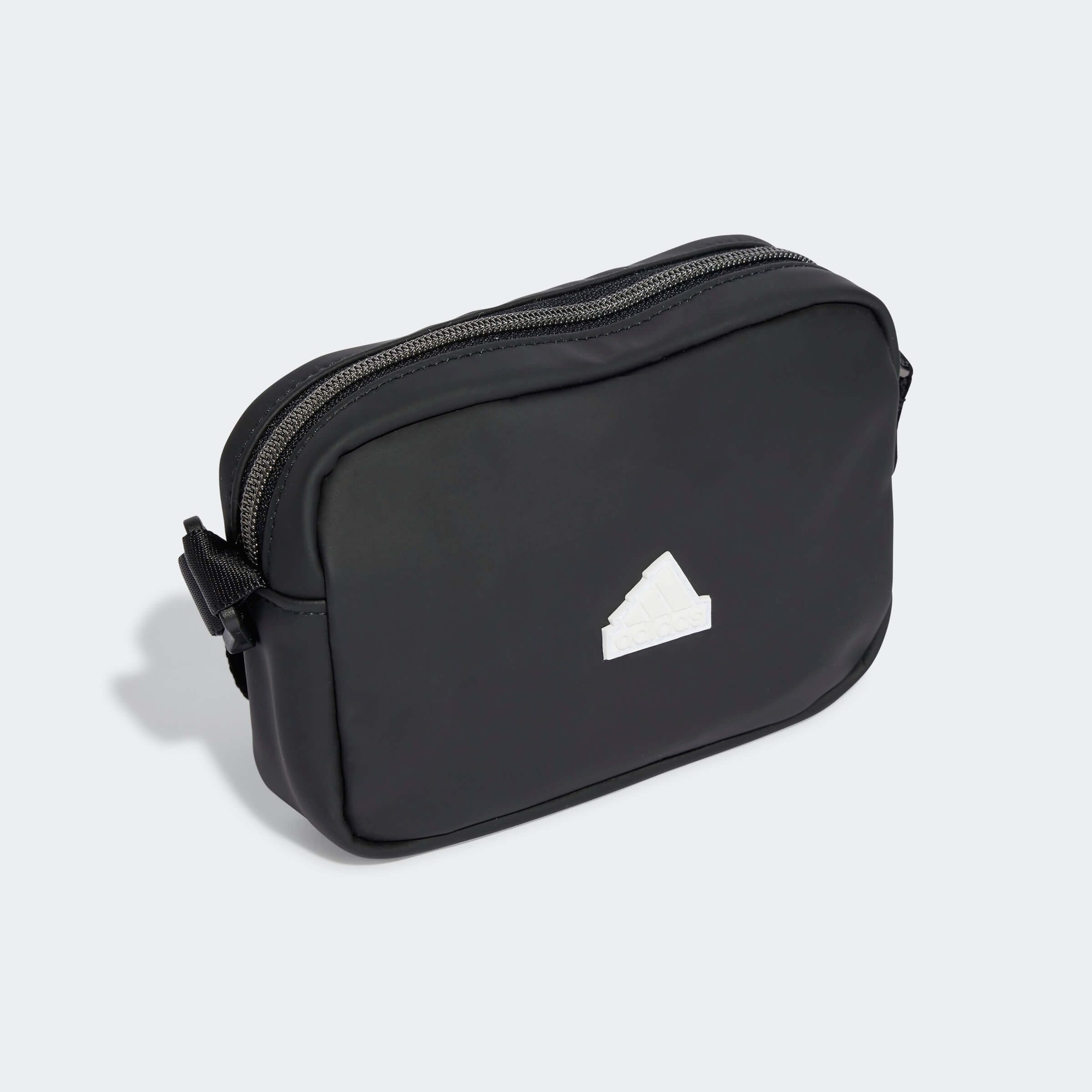 Чанта Adidas PU ESS BAG IV7506 отстрани