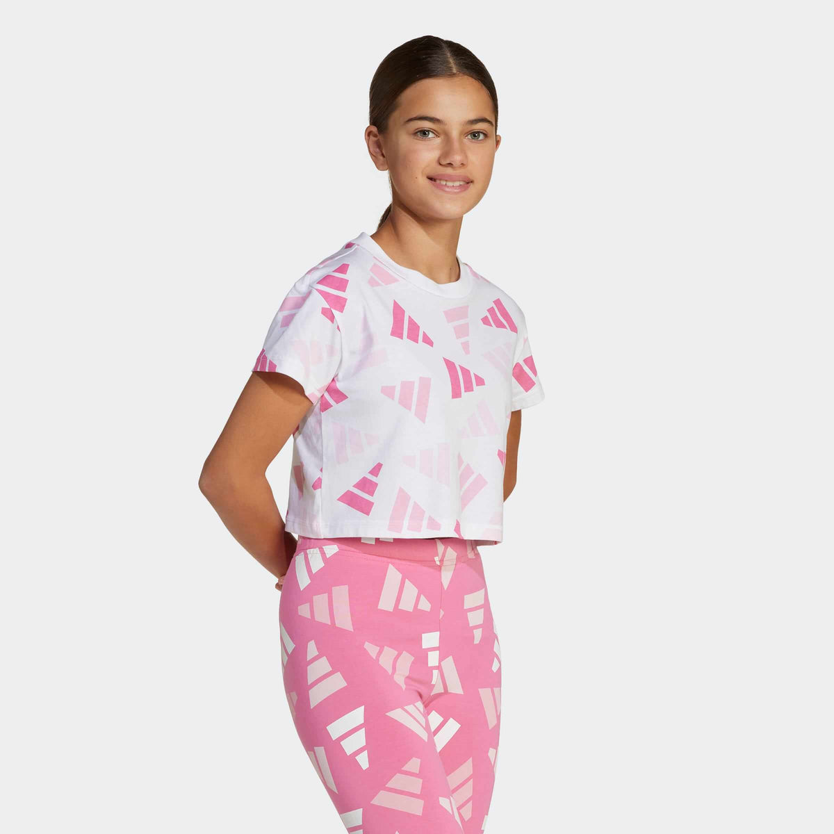 Юношеска Тениска Adidas JG CLBRTN TEE JC7710