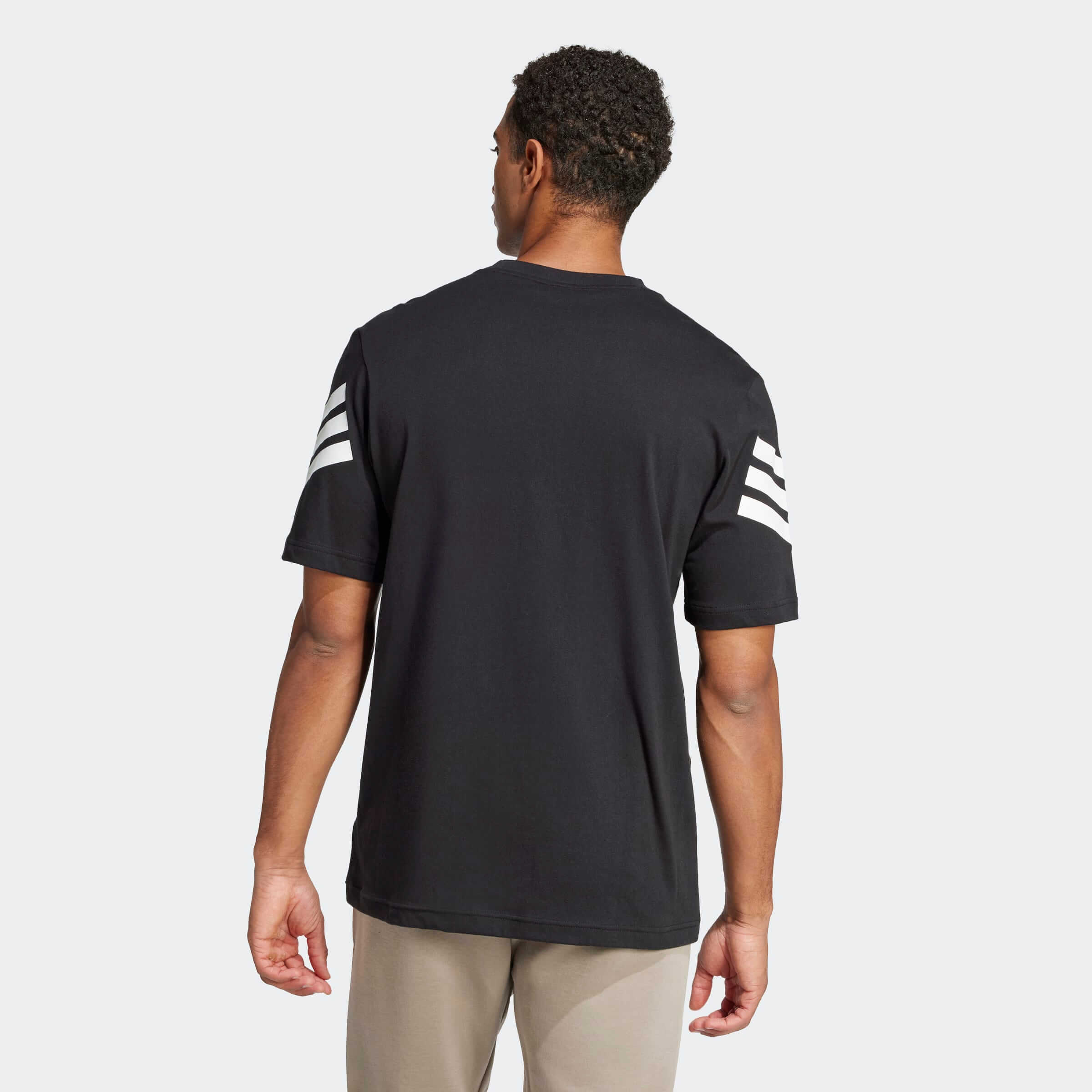 Мъжка Тениска Adidas M FI 3S REG JD4877 в гръб