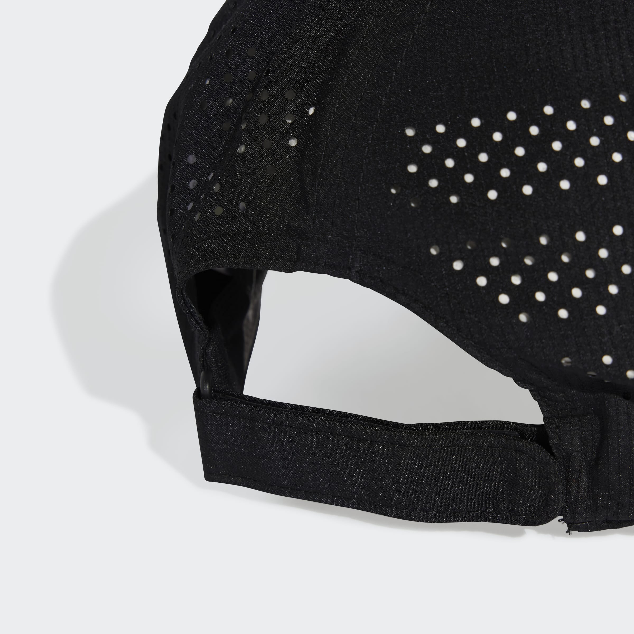 Шапка с Козирка Adidas TRUCK CAP детайл стягане