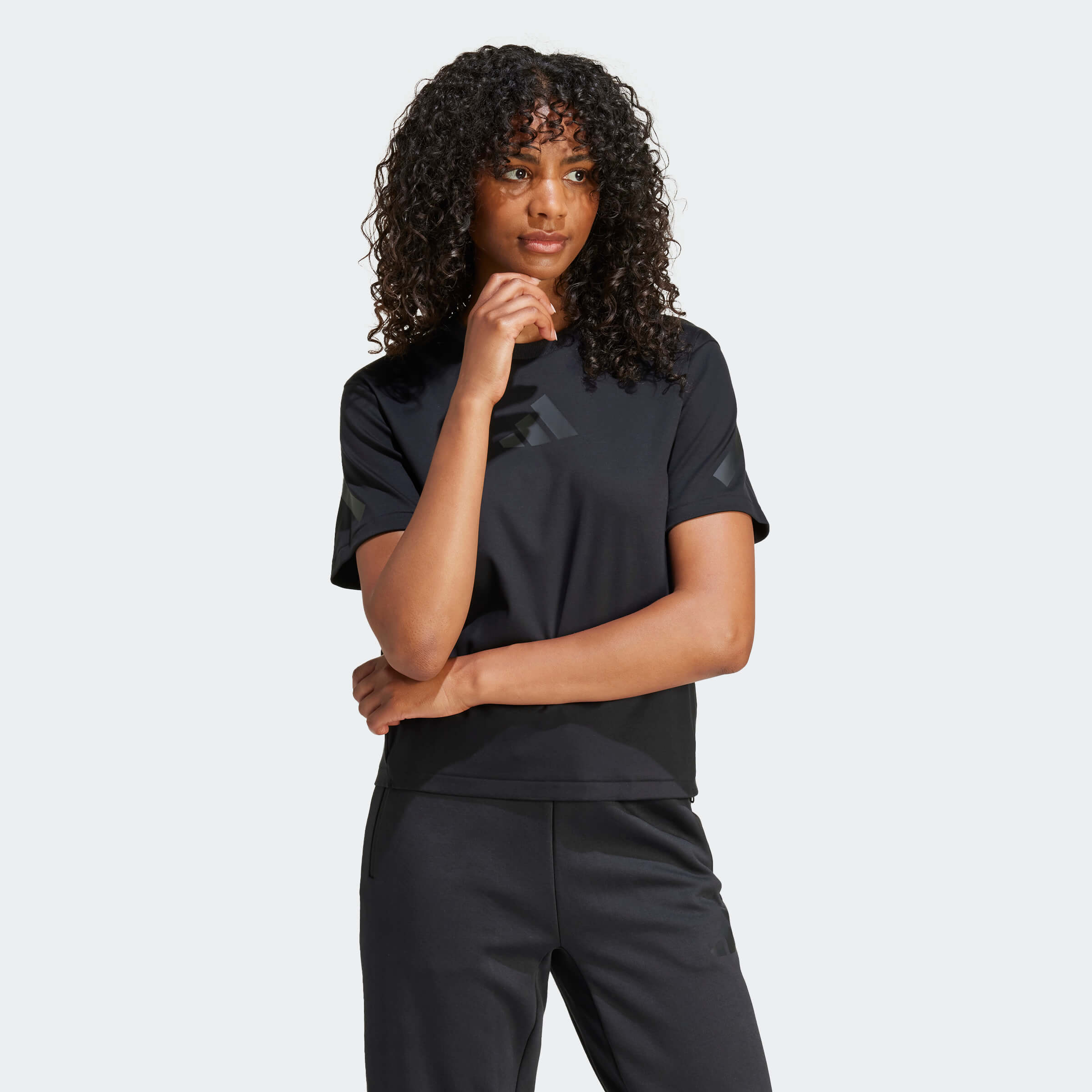 Дамска Тениска Adidas W Z.N.E. TEE JE7846 отстрани