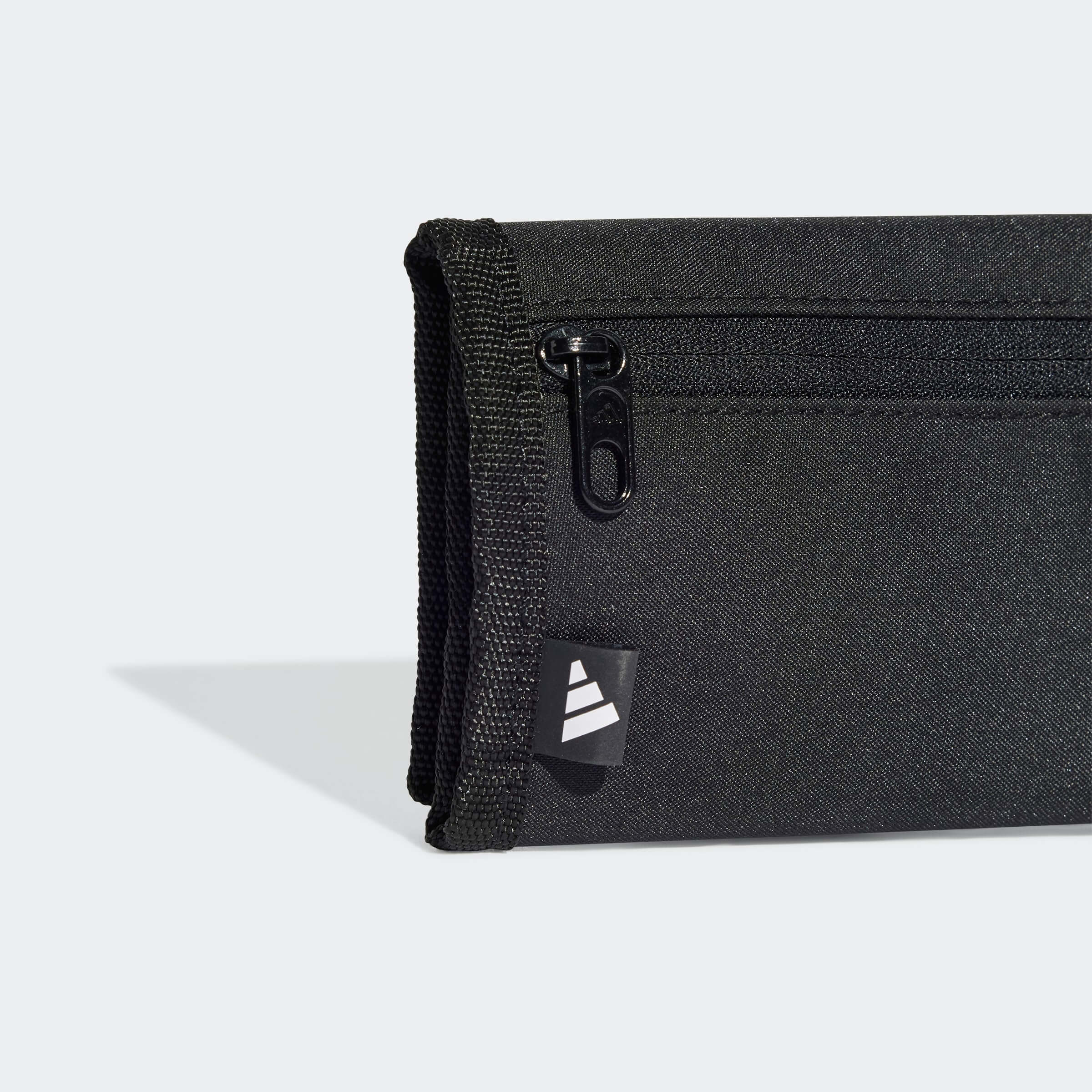 Adidas LINEAR WALLET детайлна снимка отзад
