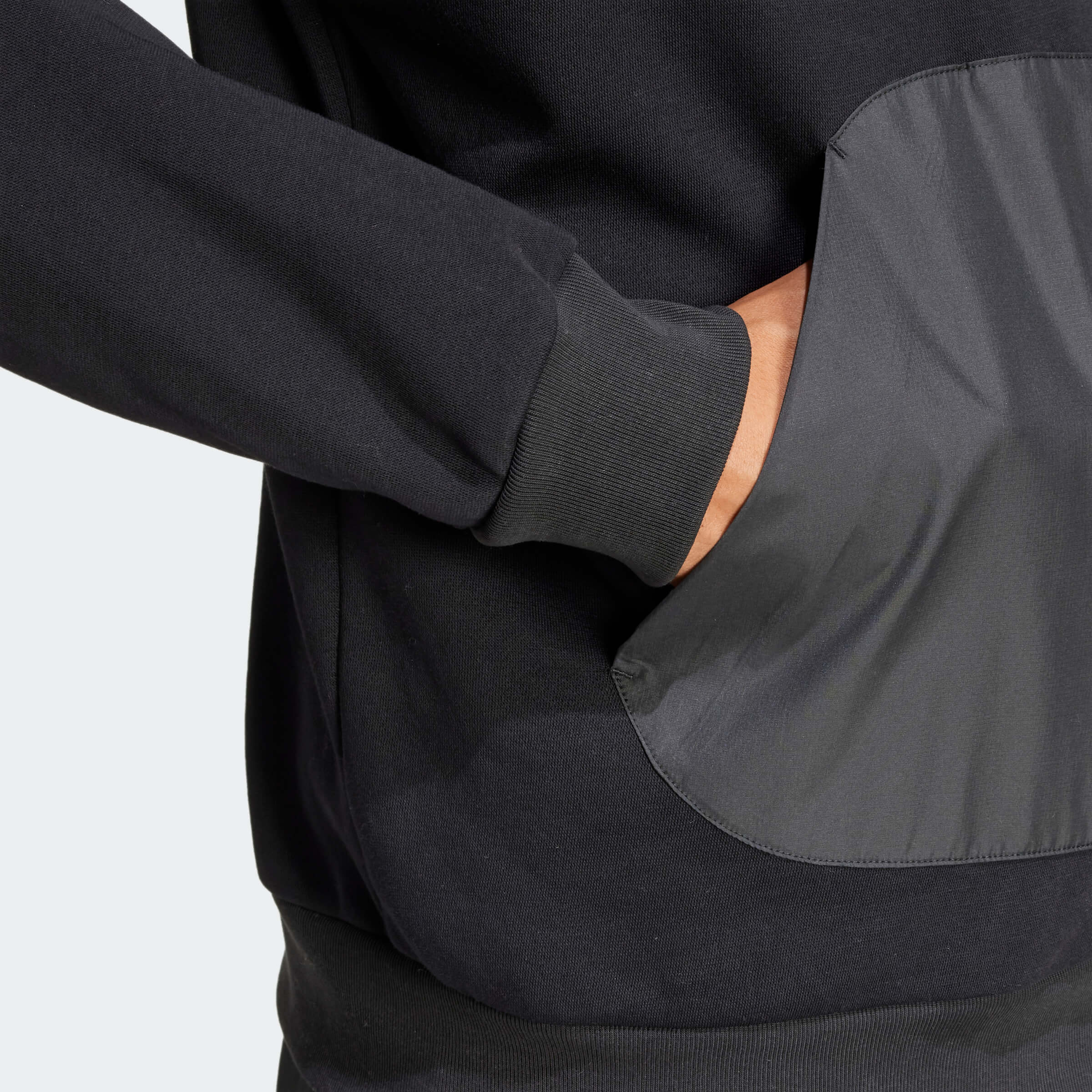 Мъжки Суитшърт Adidas M CE HD JF3279 детайл джоб