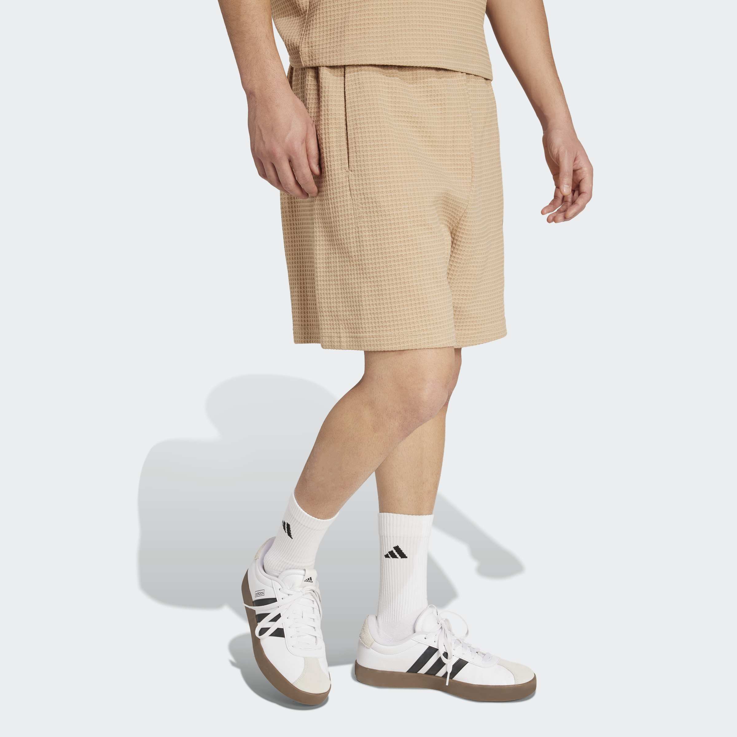Мъжки Къси Панталони Adidas M A SZN JL6563 отстрани