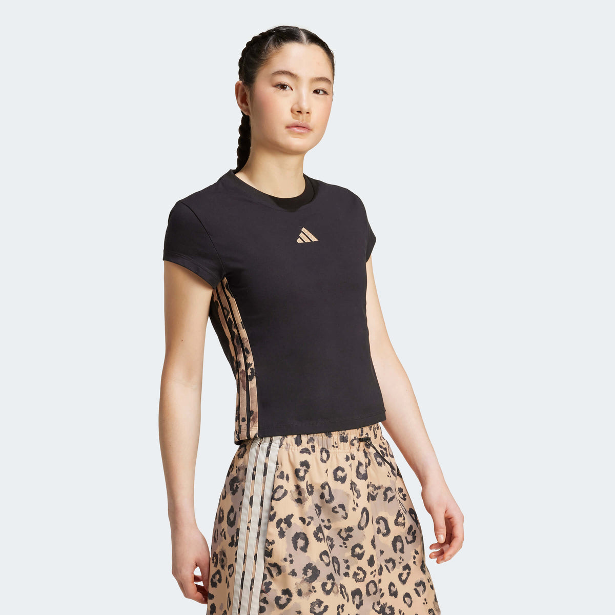 Тениска Adidas W AOP TEE JM1856 отстрани