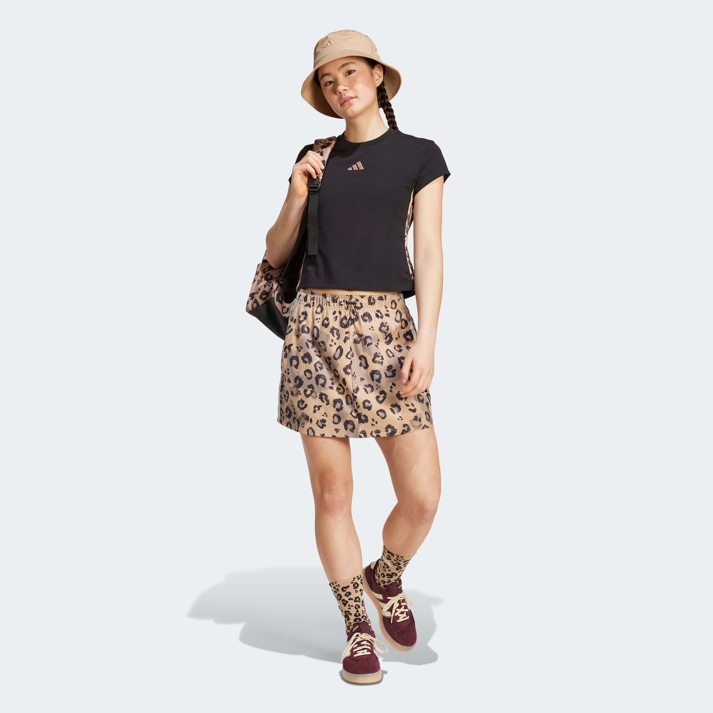 Дамска Тениска Adidas W AOP TEE JM1856 в цял ръст