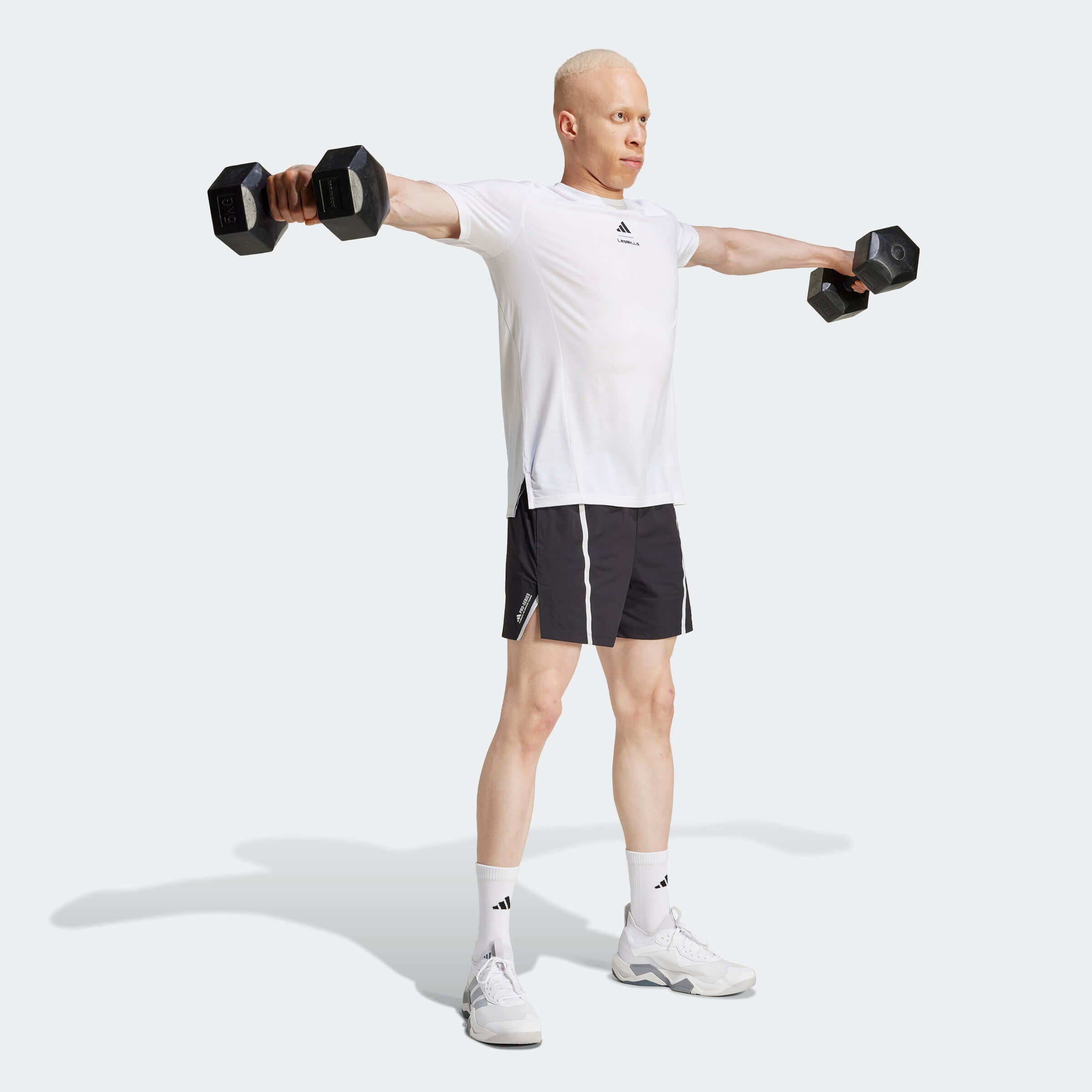 Мъжка Тениска Adidas M LM G T JM3682 в цял ръст