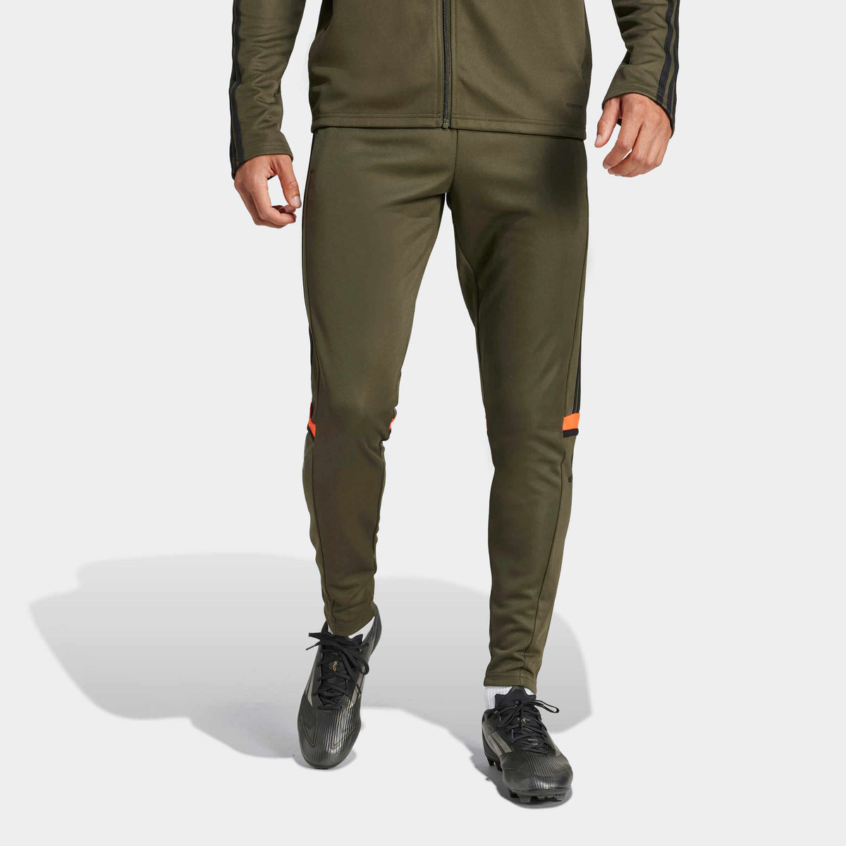 Мъжко Долнище Adidas SQ25 TR PNT M JN7839