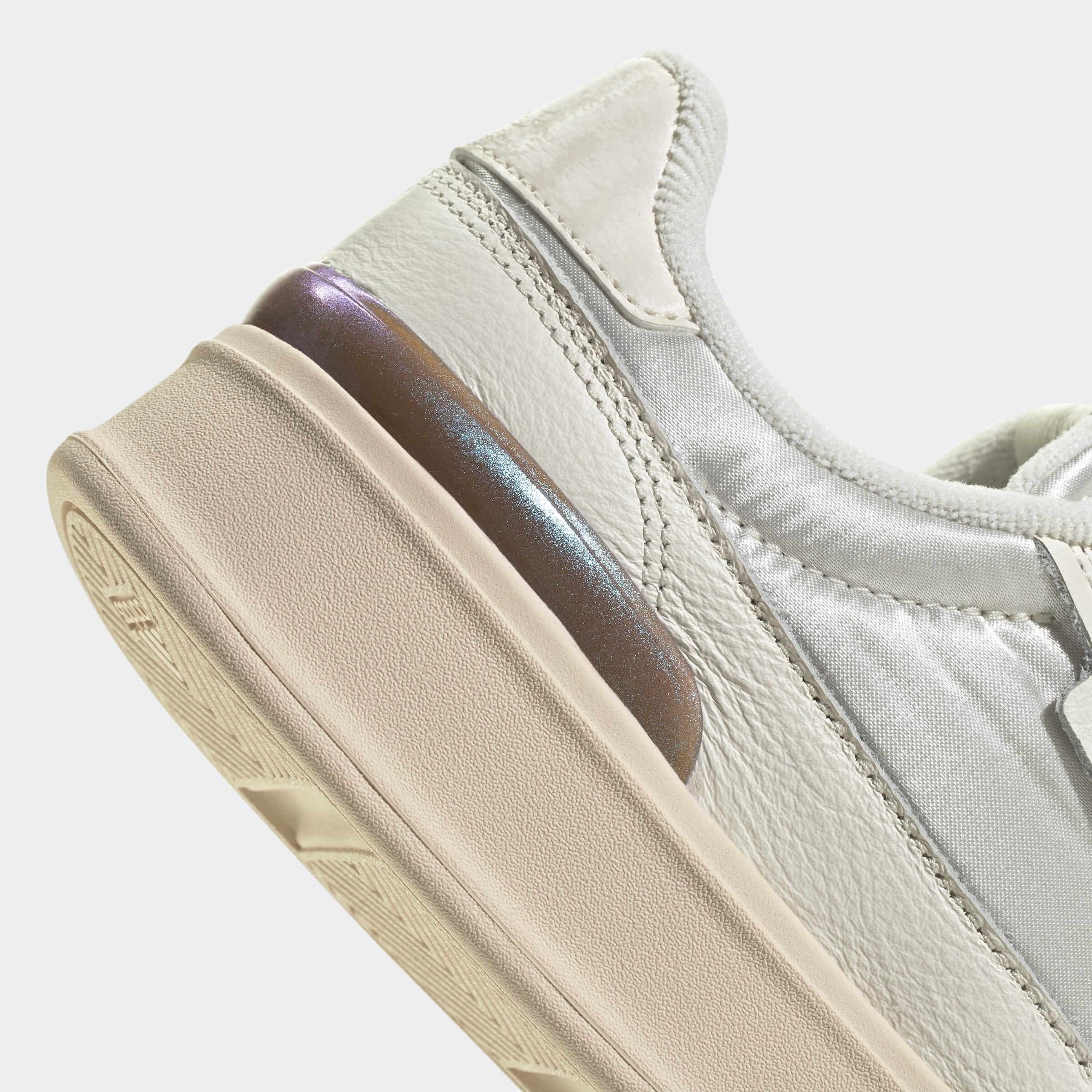 Дамски Кецове Adidas ASPYRE JQ5584 пета