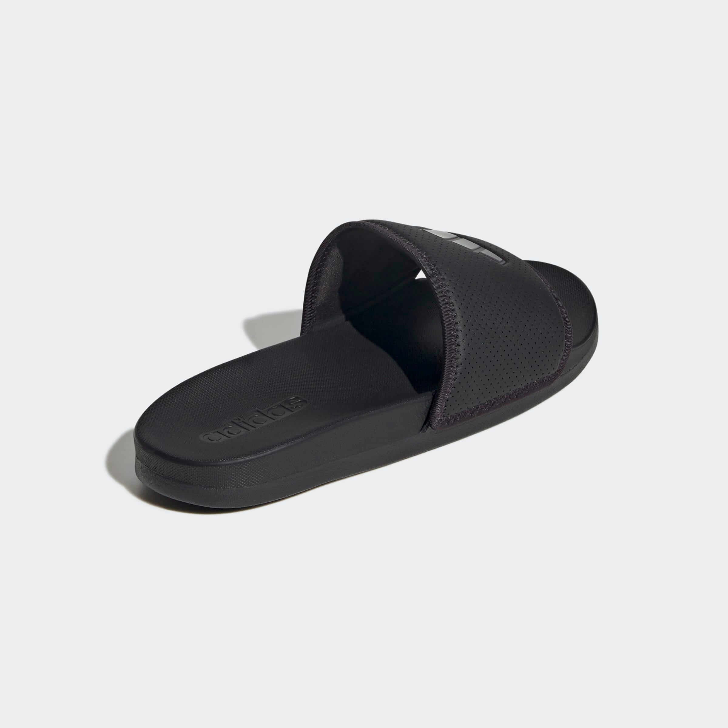 Чехли Adidas ADILETTE COMFORT отзад