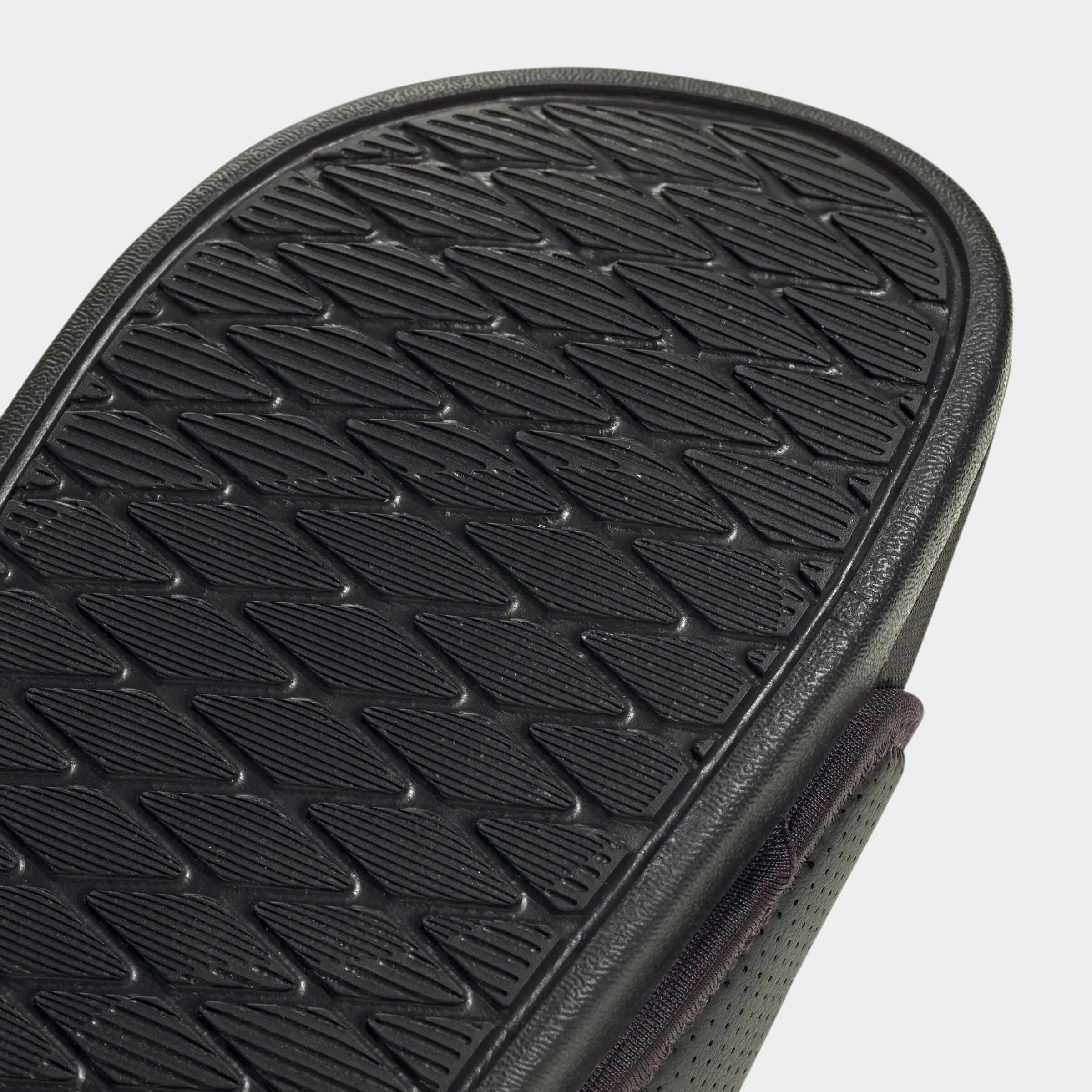 Дамски Чехли Adidas ADILETTE COMFORT детайл подметка