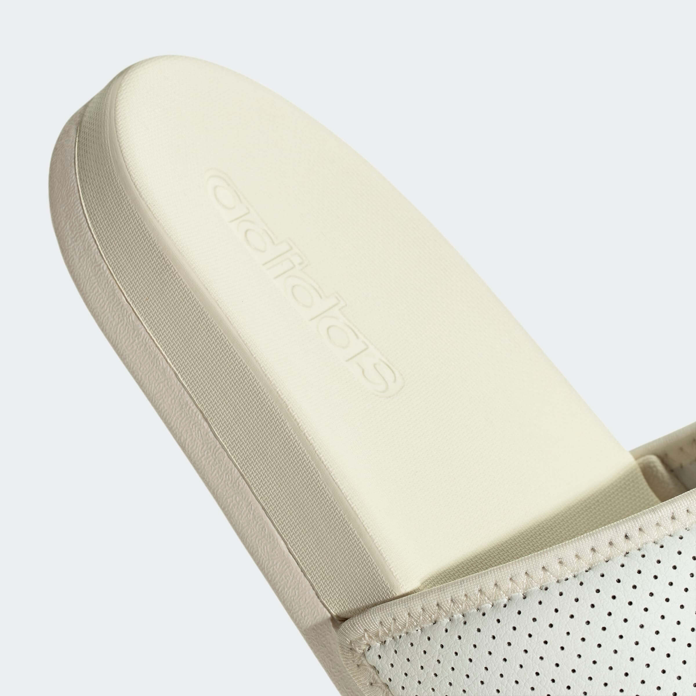 Дамски Чехли Adidas ADILETTE COMFORT задна част