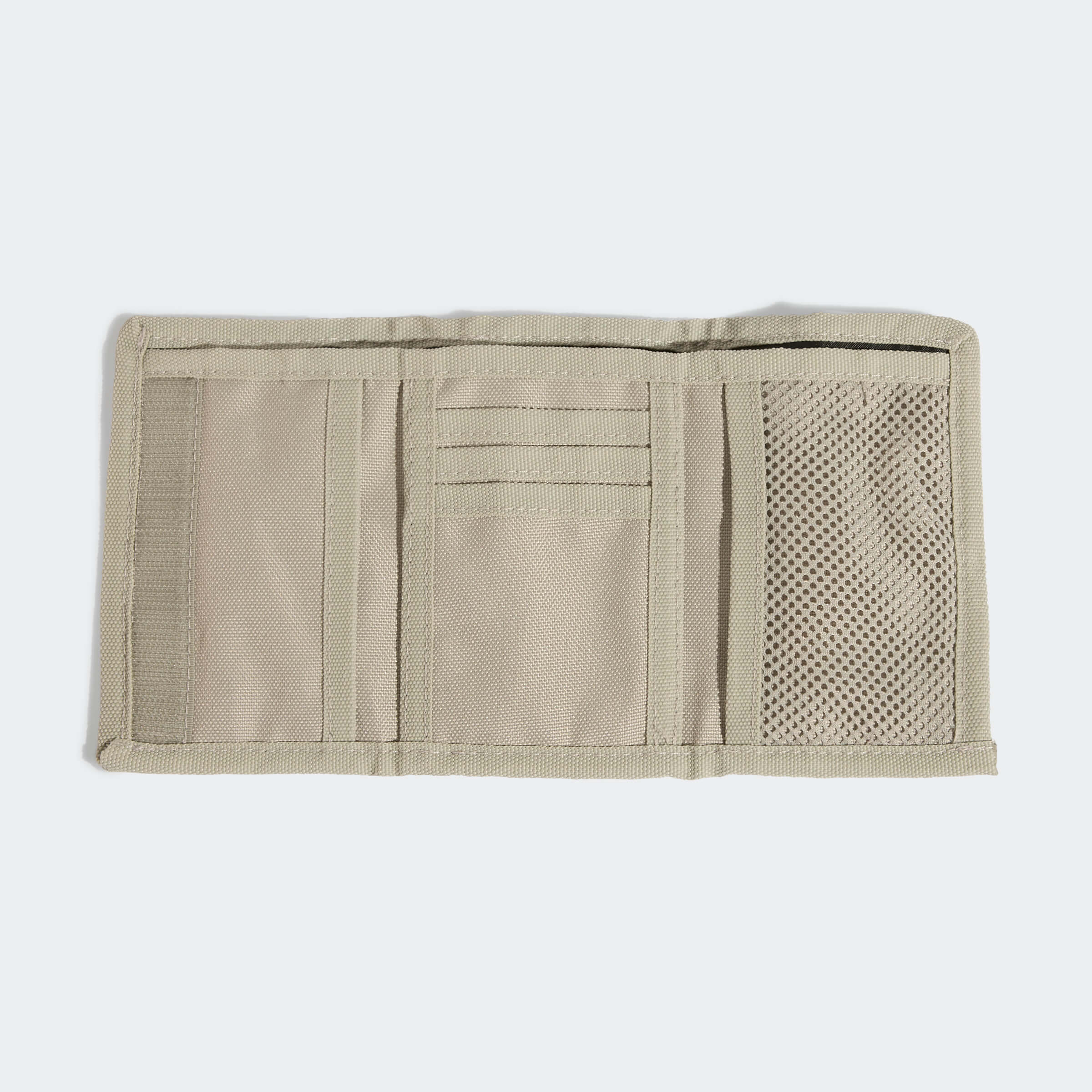 Портмоне Adidas LIN G WAL отворено