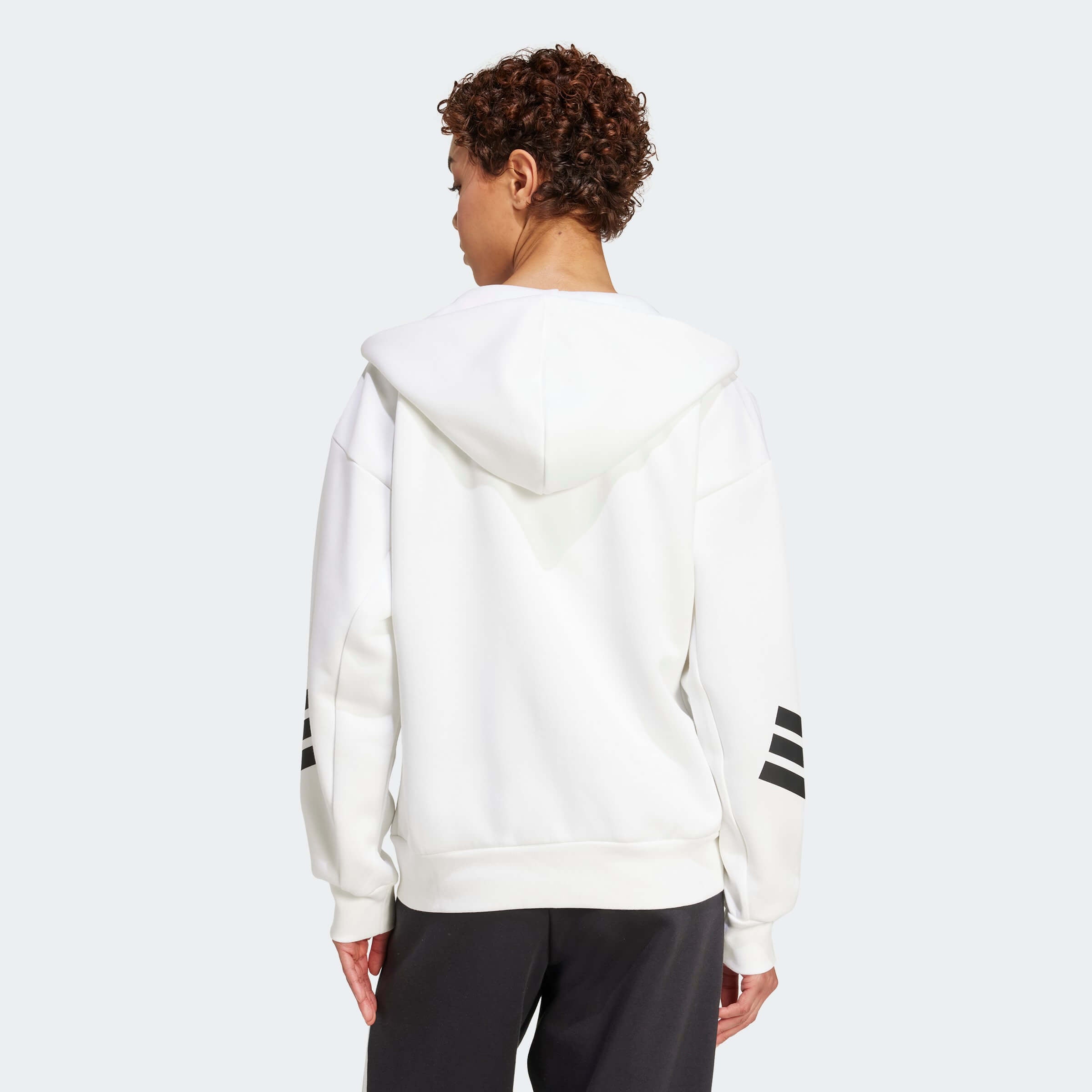 Дамско Горнище Adidas W FI 3S JW7803 в гръб