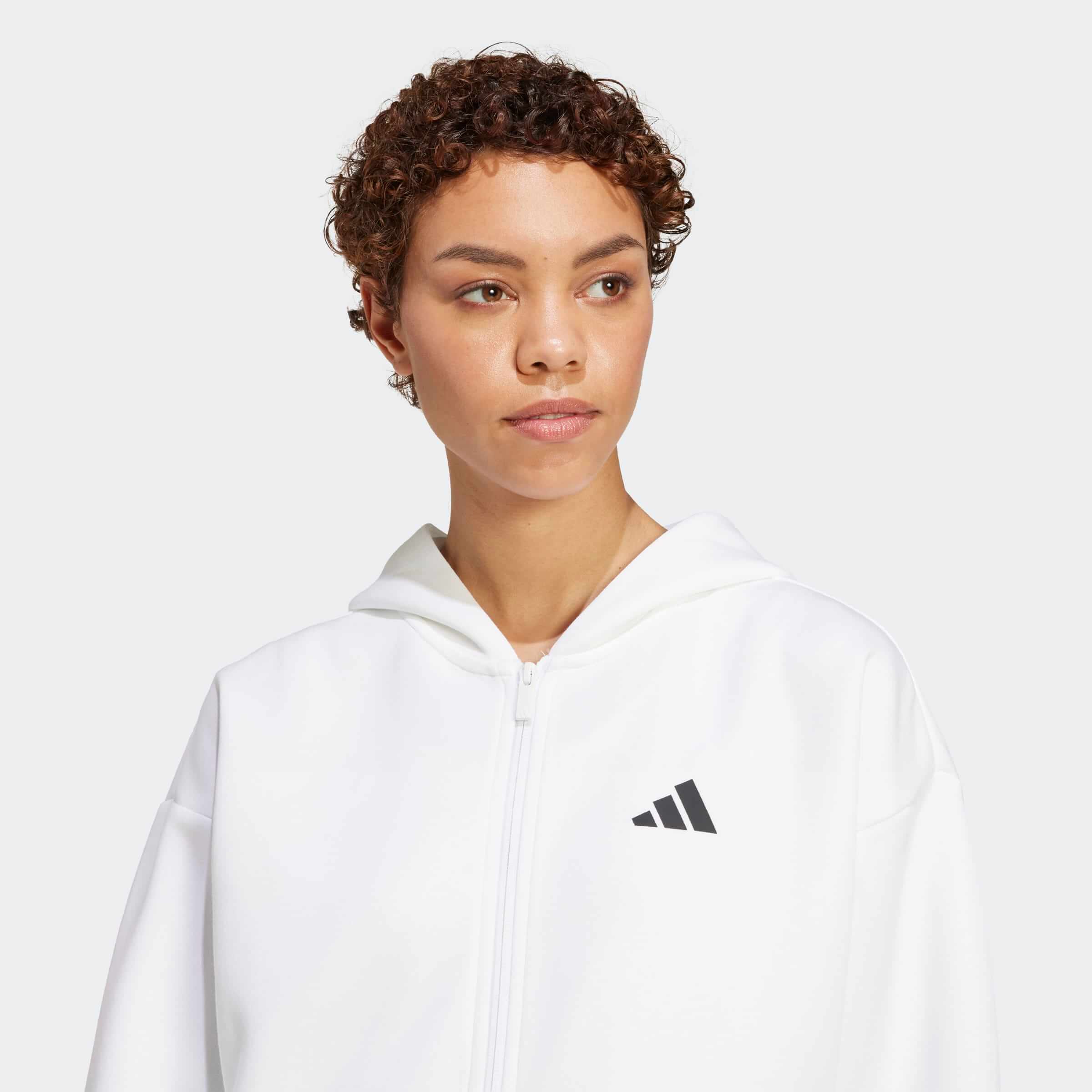 Дамско Горнище Adidas W FI 3S JW7803 детайл лого