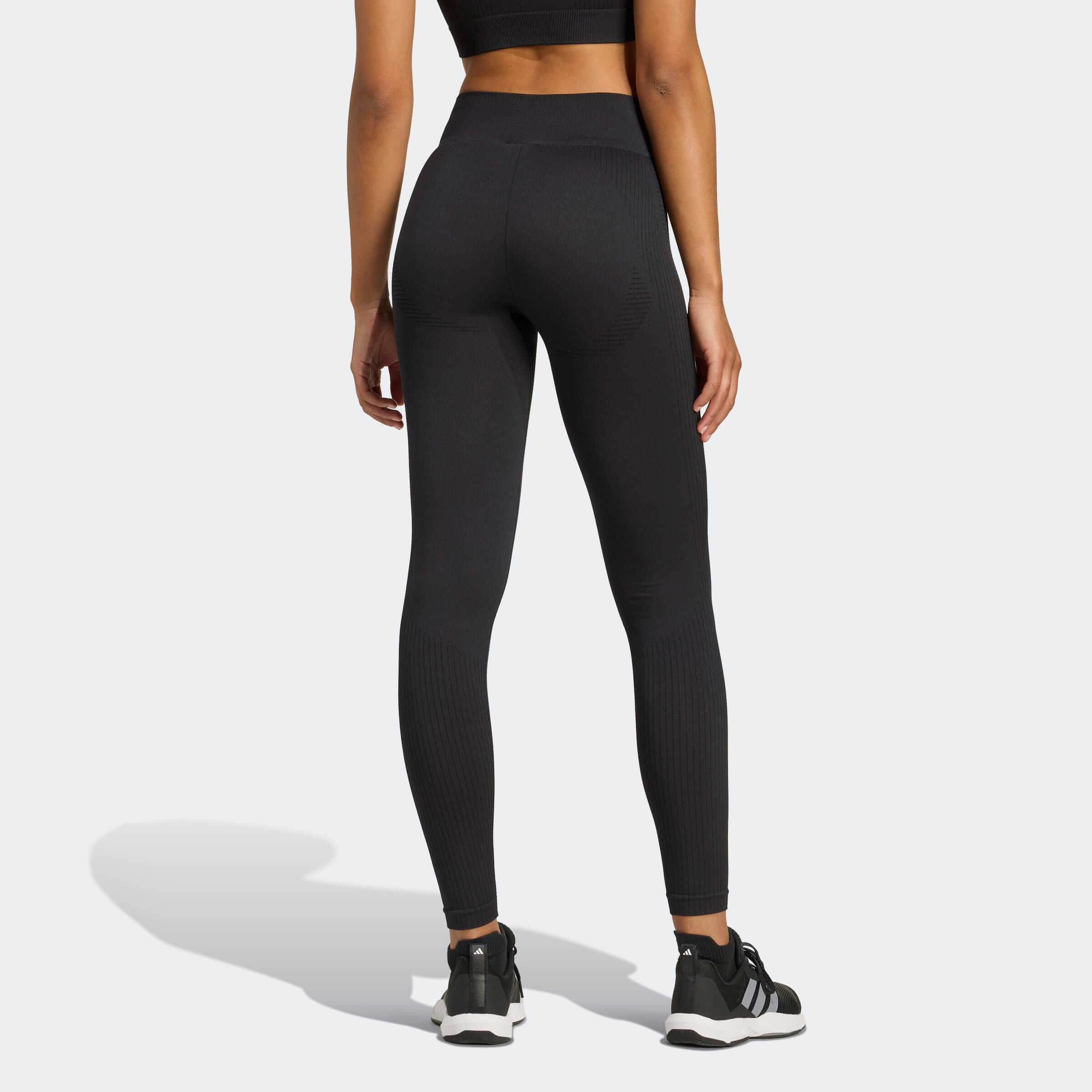 Дамски Клин Adidas WE KNIT 1/1 JX3901 в гръб