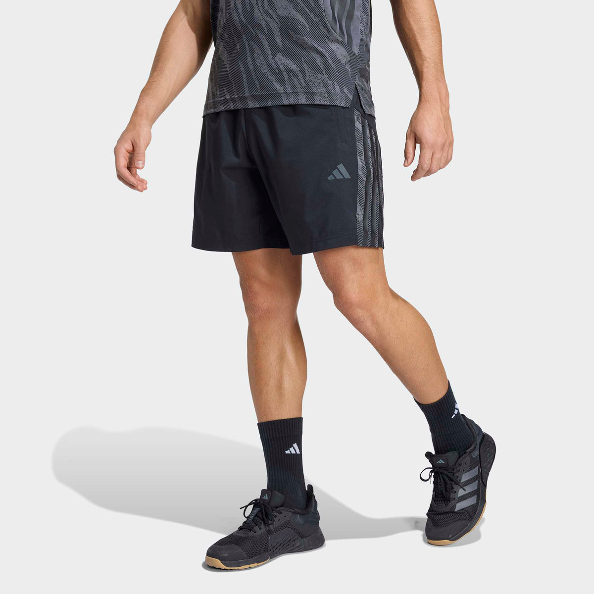 Мъжки Къси Панталони Adidas TECH ESSENTIALS KA1214
