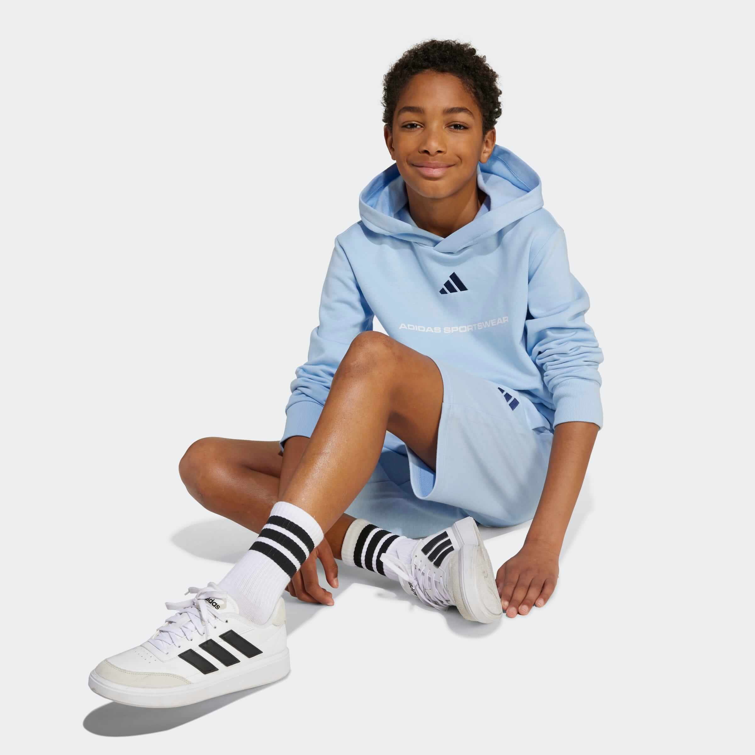 Детски Суитшърт Adidas B FL HD KC2805 върху модел
