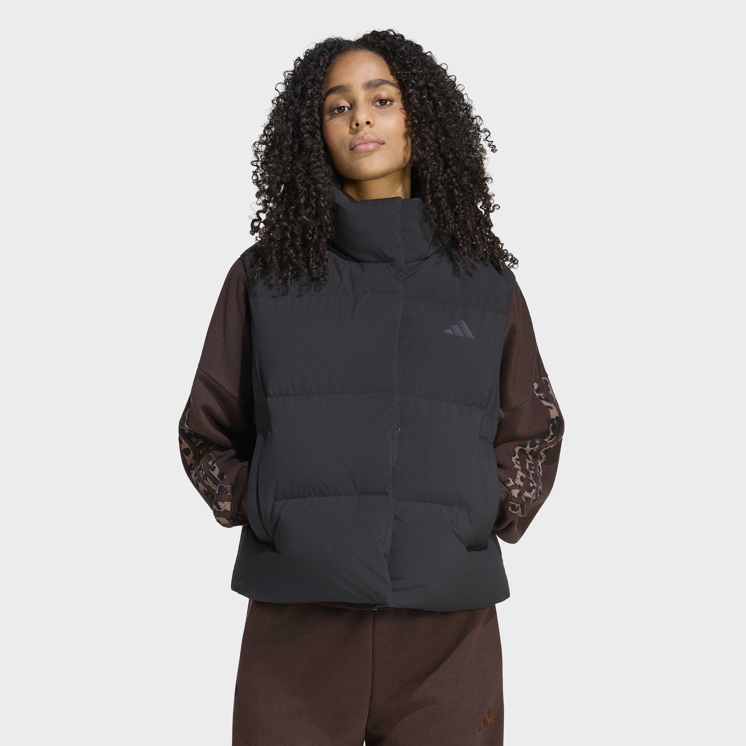Черен дамски пухен елек Adidas Helionic Down KG1503 със свободна кройка