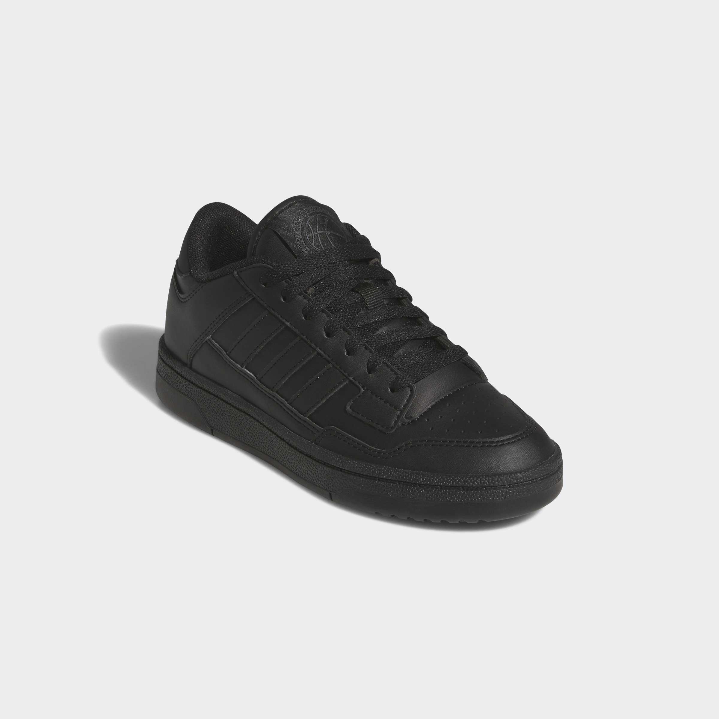 Adidas Rapid Court Low KH8816 – черни ежедневни кецове с връзки, перфориран връх и релефни ленти