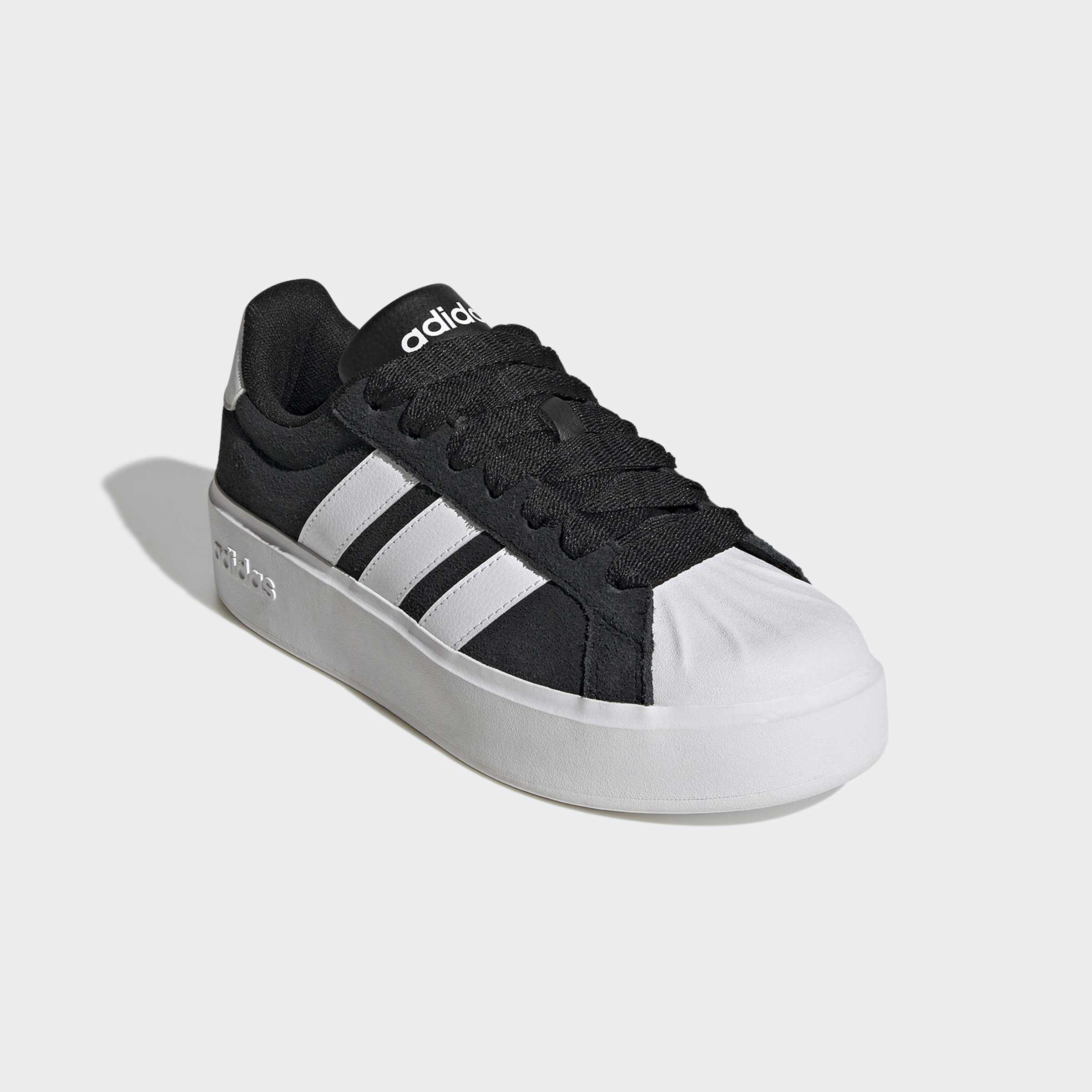 Черни дамски кецове Adidas Streettalk Bold с бели ленти и дебела подметка – изглед отпред