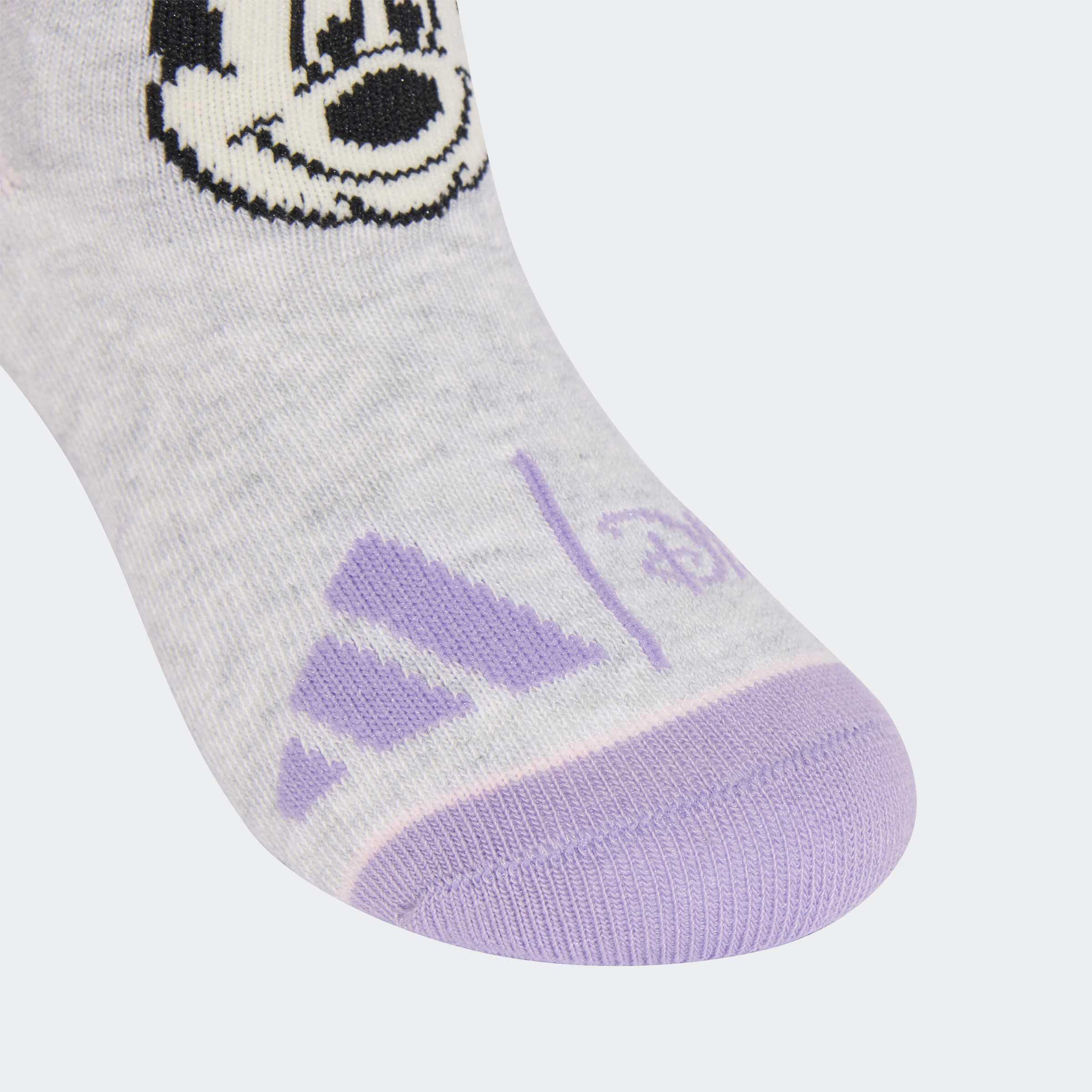 Чорапи Adidas Minnie Mouse с лилави пръсти и лого Adidas Disney